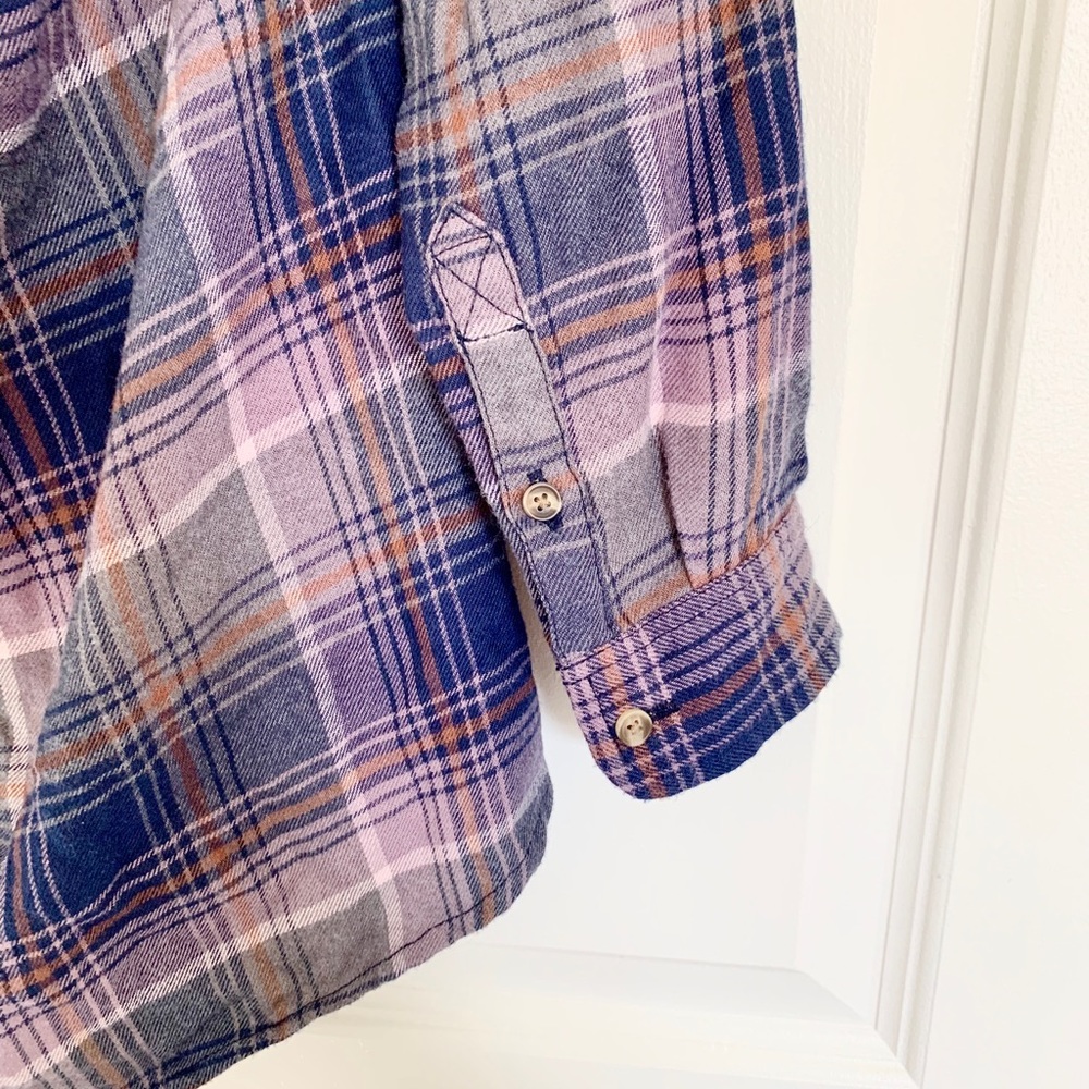 American Eagle Flannel (new!) - Picture 7 of 7